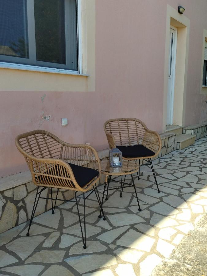 Villa Serenity Vóvikes Exterior foto